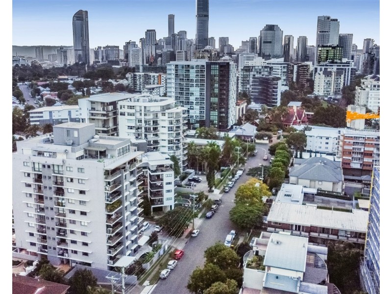31/89 Thorn Street, Kangaroo Point QLD 4169