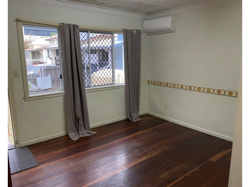 16 Wolseley Street, Woolloongabba QLD 4102