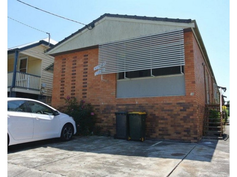 16 Wolseley Street, Woolloongabba QLD 4102