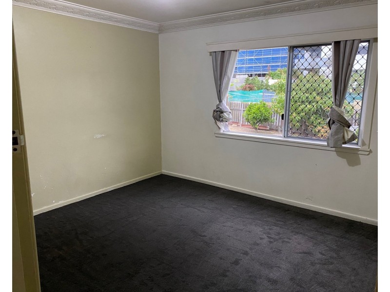 16 Wolseley Street, Woolloongabba QLD 4102