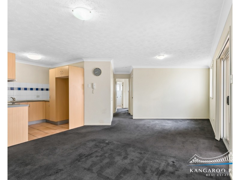 239 Shafston Avenue, Kangaroo Point QLD 4169