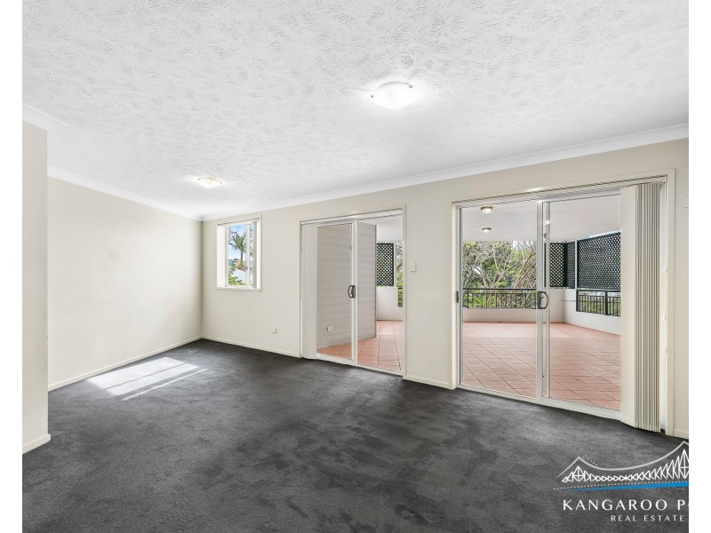 239 Shafston Avenue, Kangaroo Point QLD 4169