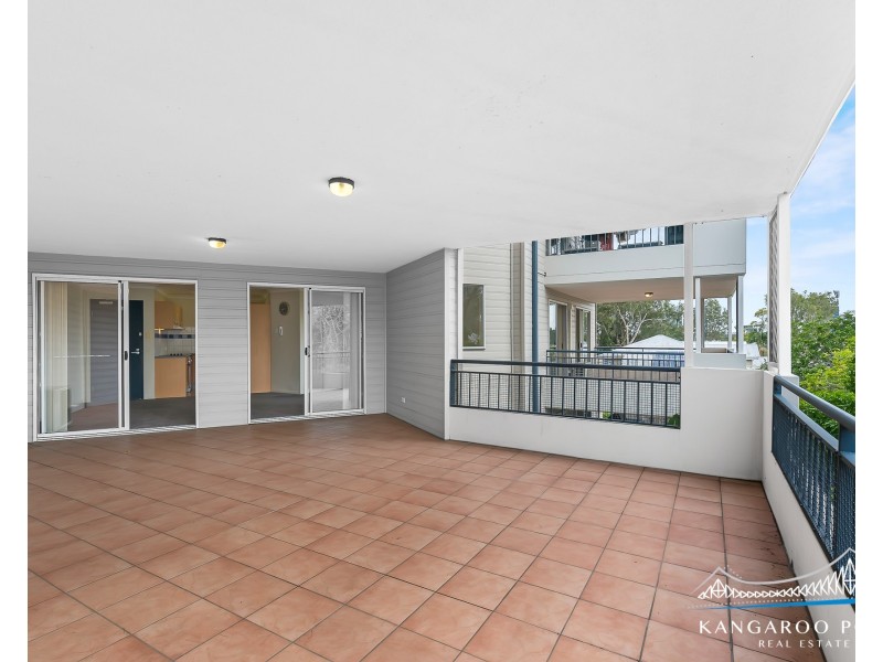 239 Shafston Avenue, Kangaroo Point QLD 4169