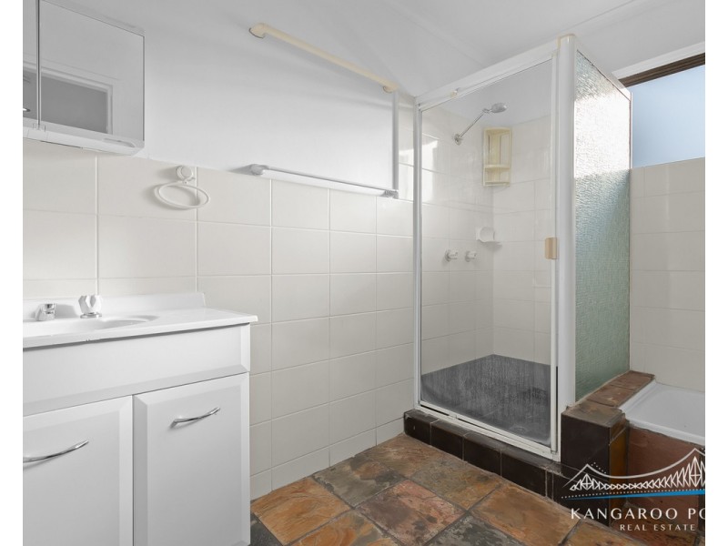 90 Pembroke Road, Coorparoo QLD 4151