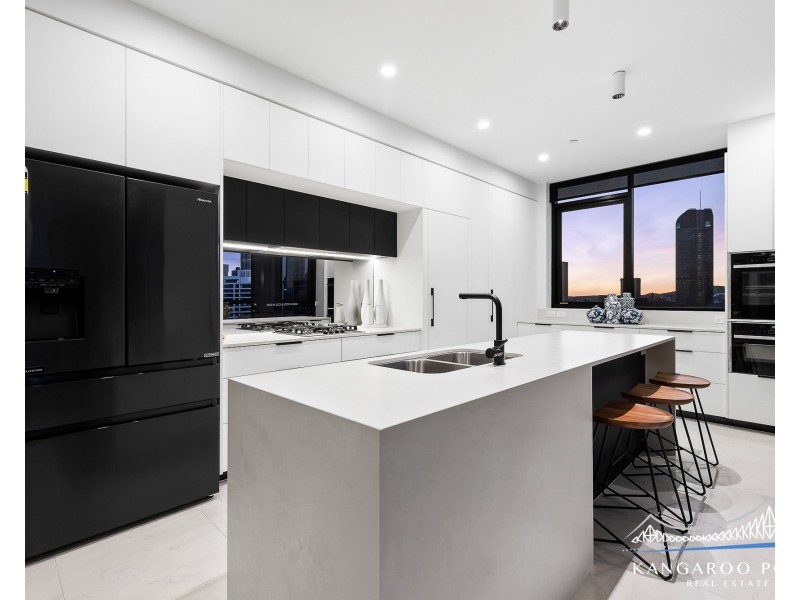 801/9 Lambert Street, Kangaroo Point QLD 4169
