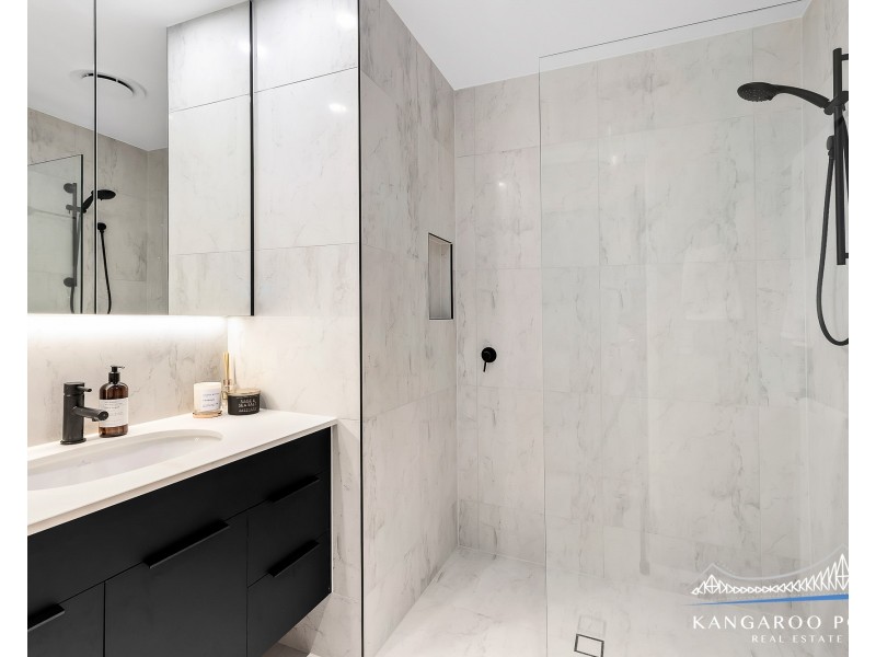 801/9 Lambert Street, Kangaroo Point QLD 4169