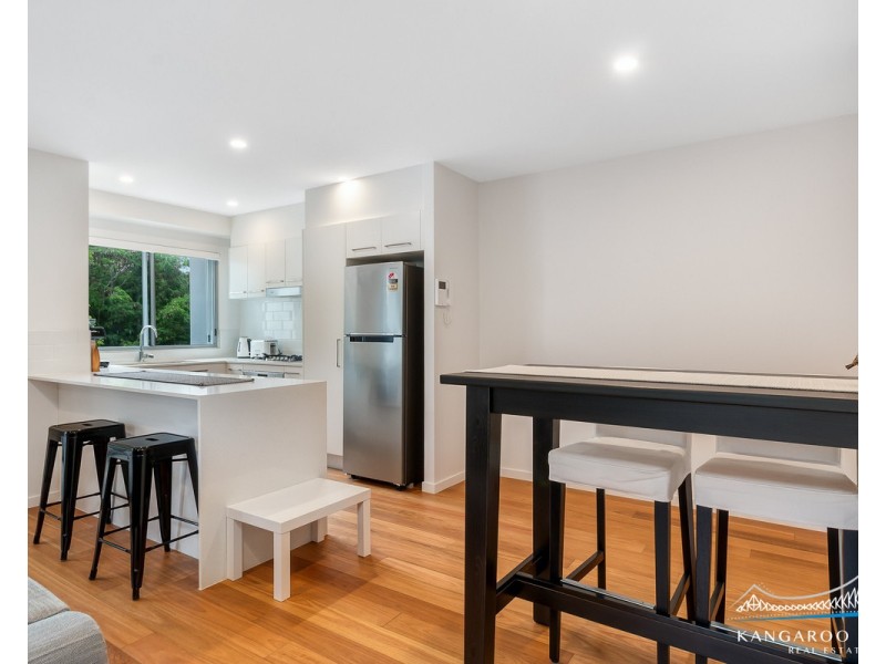 13 Fenton Street, Fairfield QLD 4103