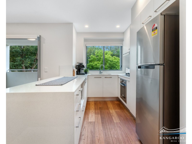 13 Fenton Street, Fairfield QLD 4103