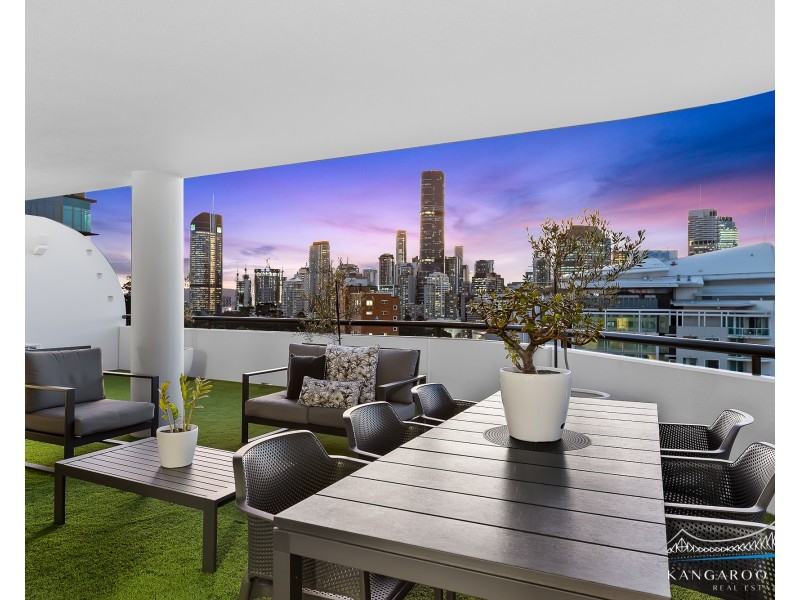 57 Lambert Street, Kangaroo Point QLD 4169