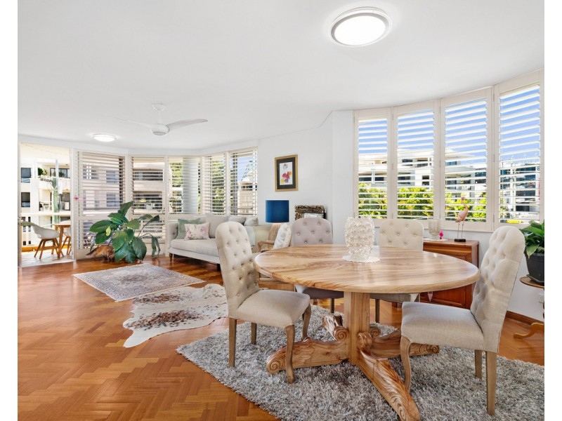 16 Bright Street, Kangaroo Point QLD 4169