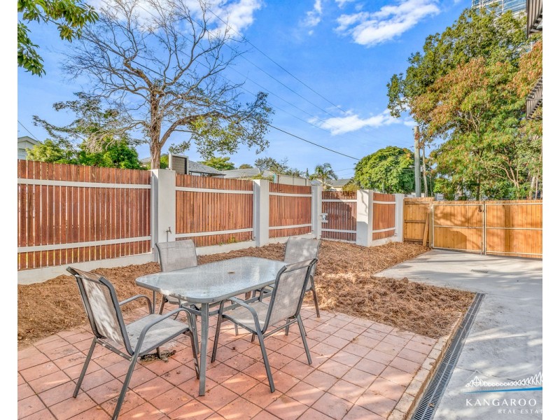 83 Linton Street, Kangaroo Point QLD 4169