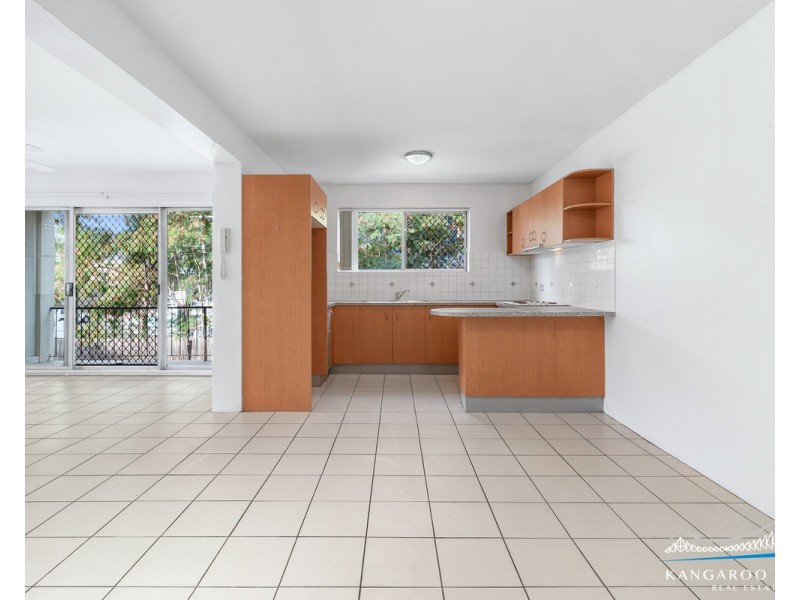 83 Linton Street, Kangaroo Point QLD 4169
