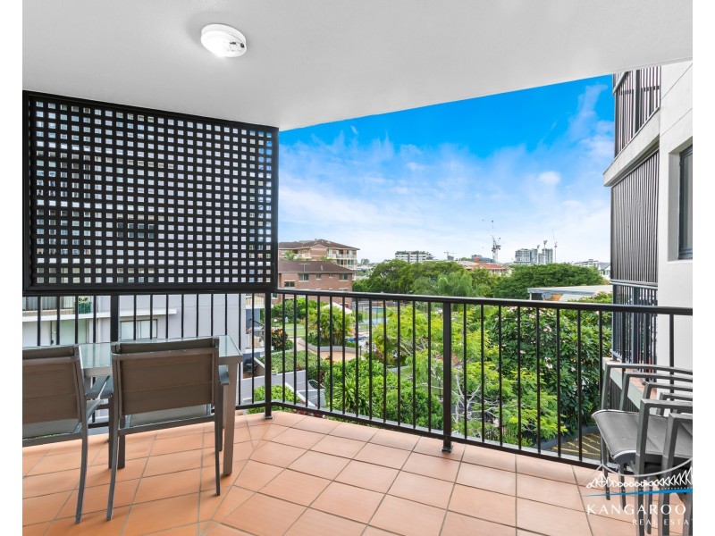 B/75 Thorn Street, Kangaroo Point QLD 4169