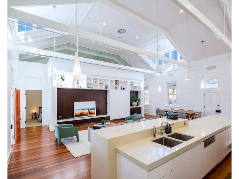 110 Main Street, Kangaroo Point QLD 4169