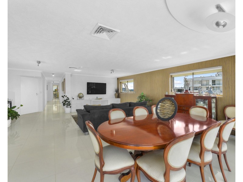 89 Thorn Street, Kangaroo Point QLD 4169