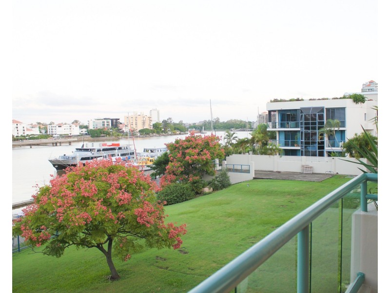 10 Goodwin Street, Kangaroo Point QLD 4169