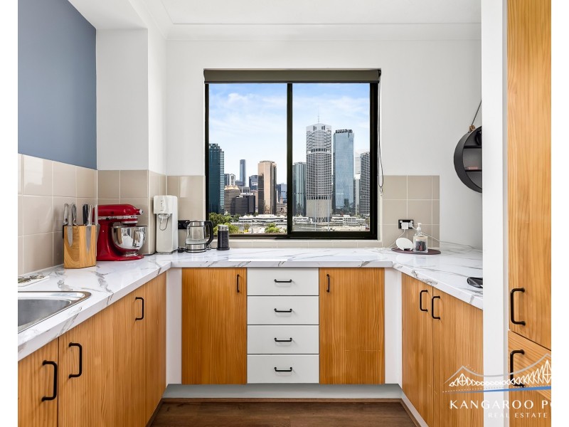 55 Baildon Street, Kangaroo Point QLD 4169