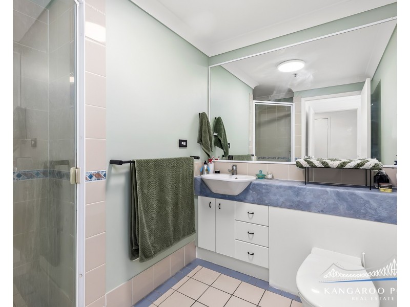 55 Baildon Street, Kangaroo Point QLD 4169