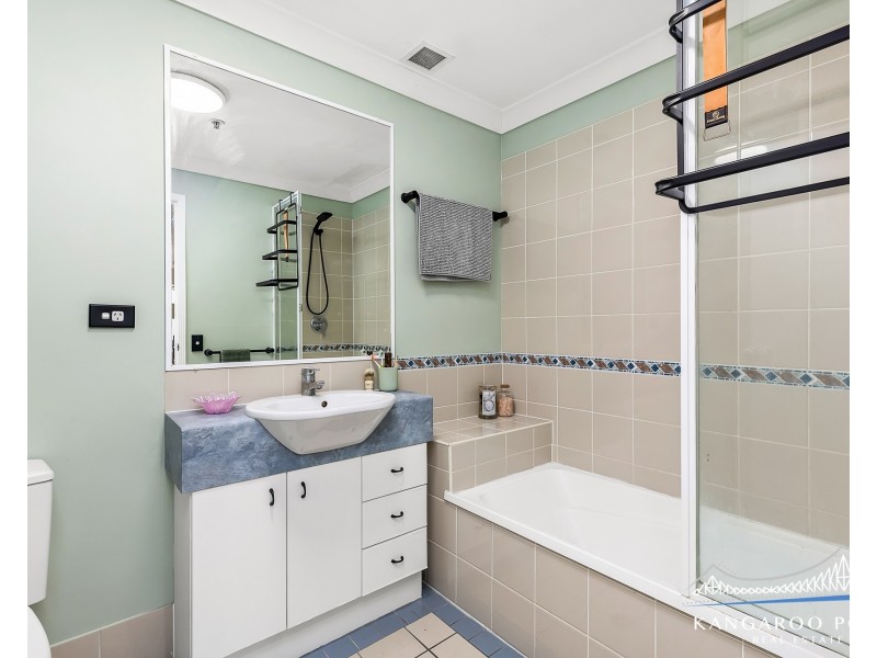 55 Baildon Street, Kangaroo Point QLD 4169