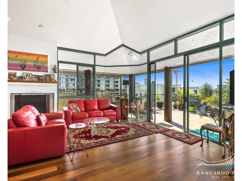 28/10 Park Avenue, Kangaroo Point QLD 4169