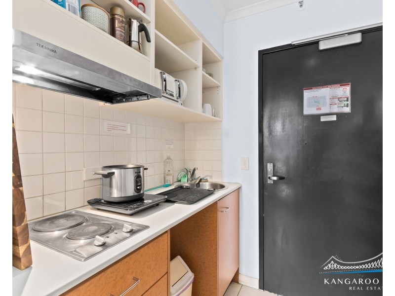 10/9 Castlebar Street, Kangaroo Point QLD 4169