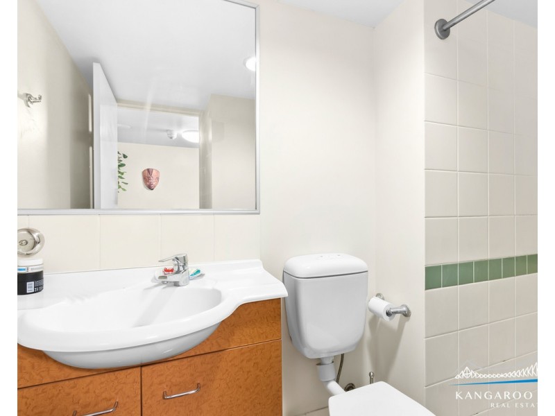 10/9 Castlebar Street, Kangaroo Point QLD 4169