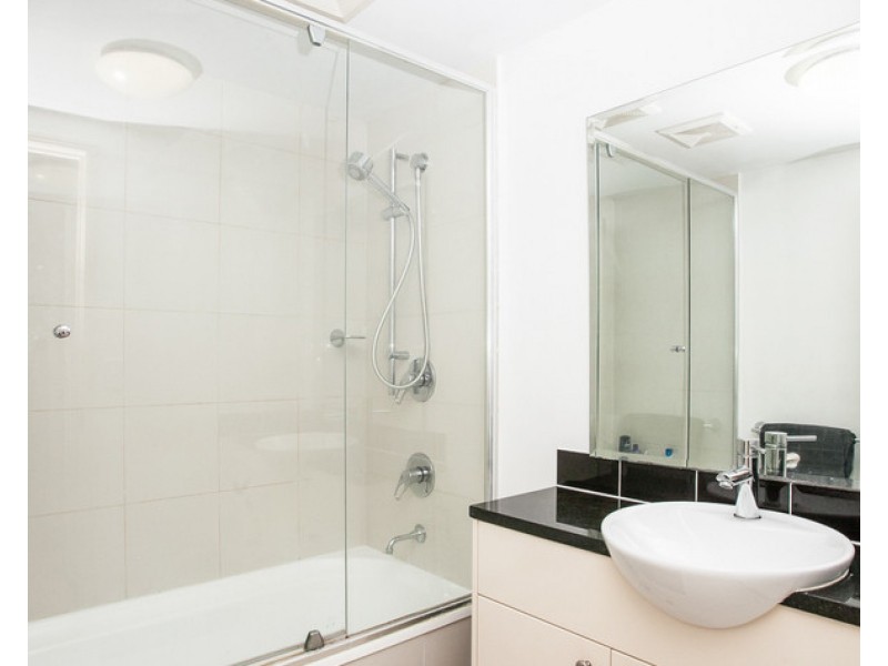 161 Main Street, Kangaroo Point QLD 4169