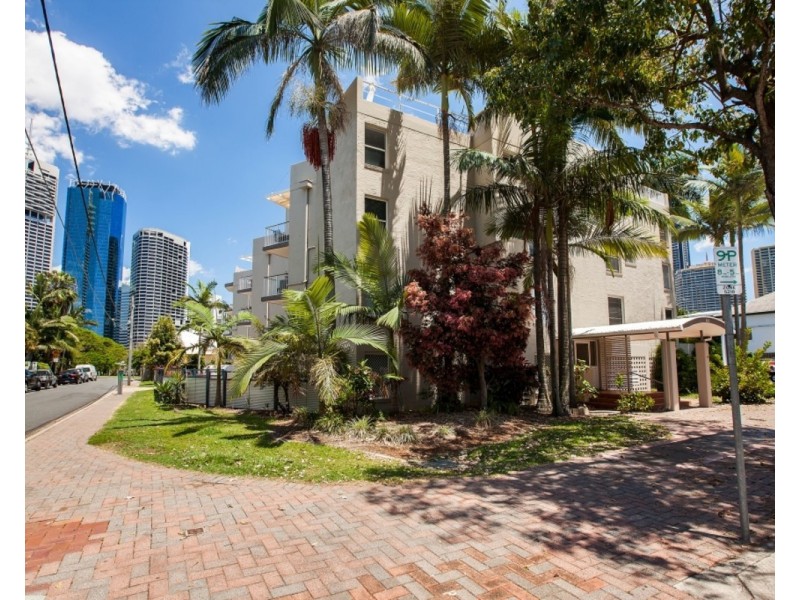 123 Main Street, Kangaroo Point QLD 4169