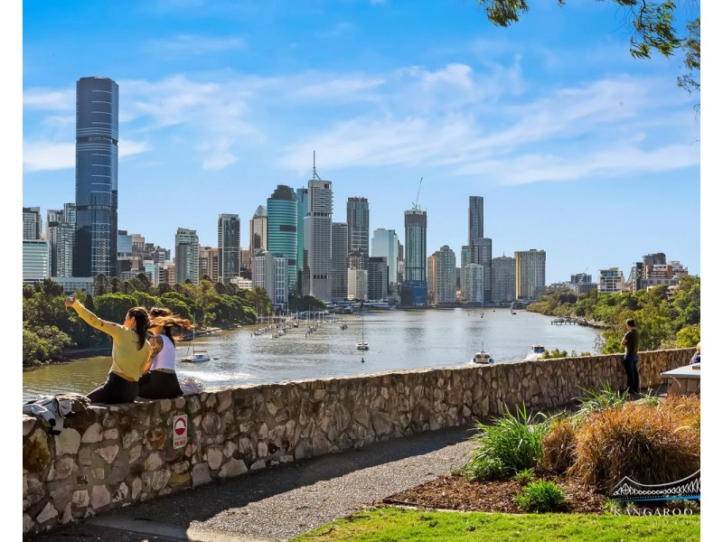 18/123 Main Street, Kangaroo Point QLD 4169