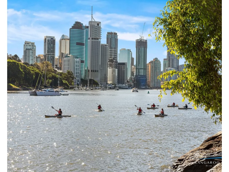 18/123 Main Street, Kangaroo Point QLD 4169