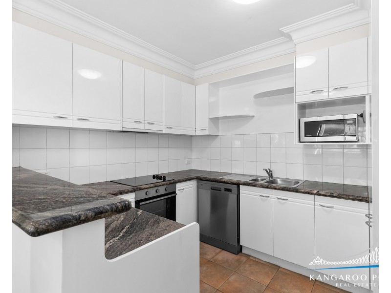 39 Cairns Street, Kangaroo Point QLD 4169