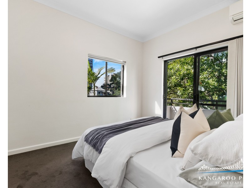 39 Cairns Street, Kangaroo Point QLD 4169