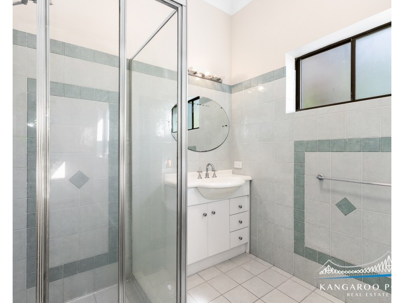 39 Cairns Street, Kangaroo Point QLD 4169