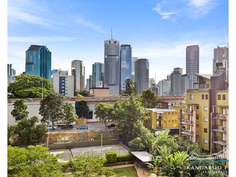 57/15 Goodwin Street, Kangaroo Point QLD 4169
