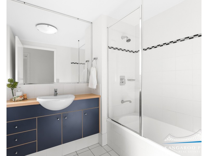 57/15 Goodwin Street, Kangaroo Point QLD 4169