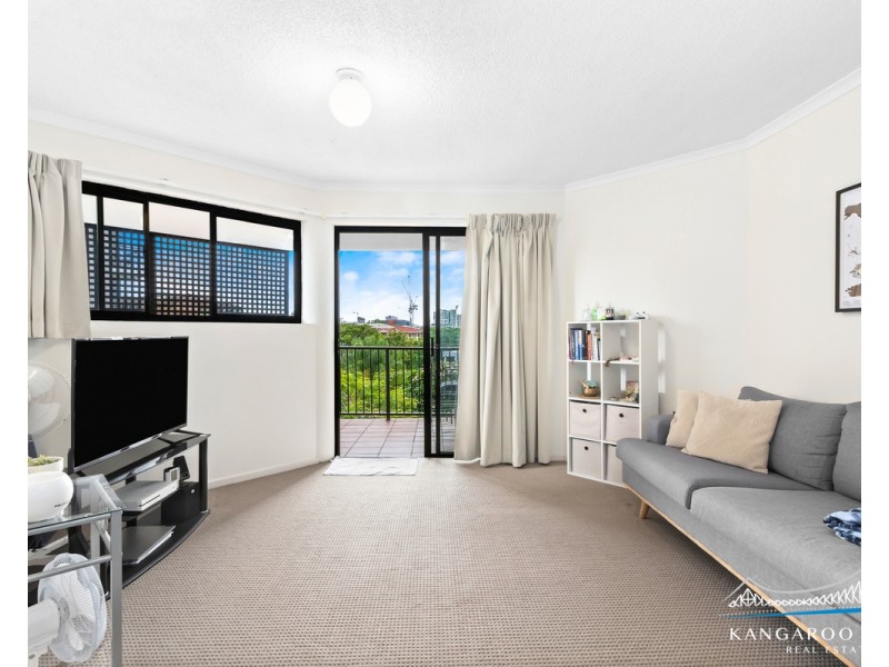 B/75 Thorn Street, Kangaroo Point QLD 4169
