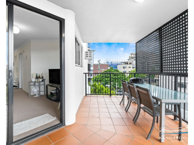 B/75 Thorn Street, Kangaroo Point QLD 4169