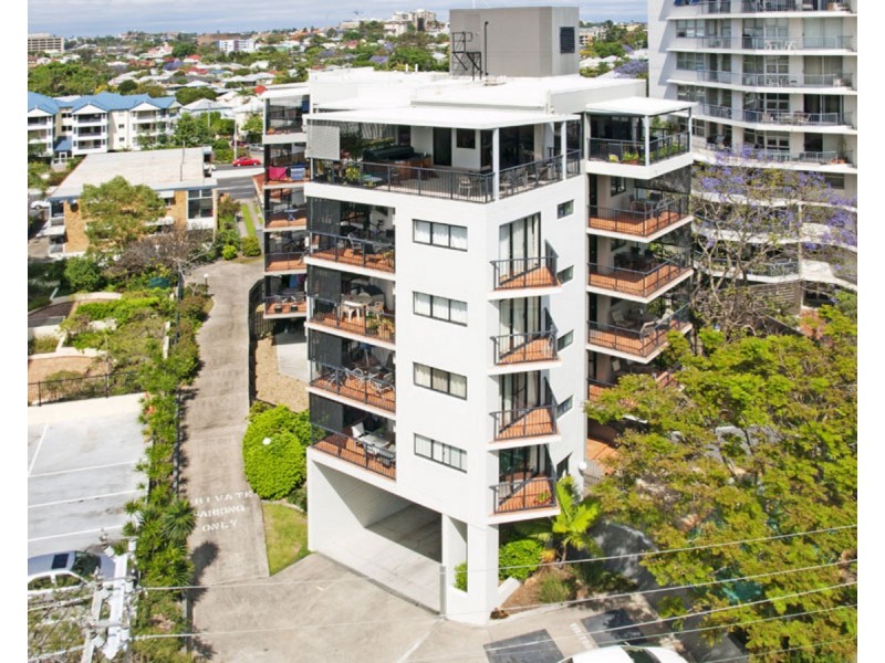 75 Thorn Street, Kangaroo Point QLD 4169