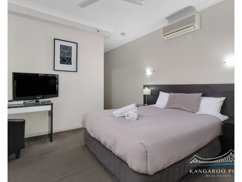 55 Baildon Street, Kangaroo Point QLD 4169