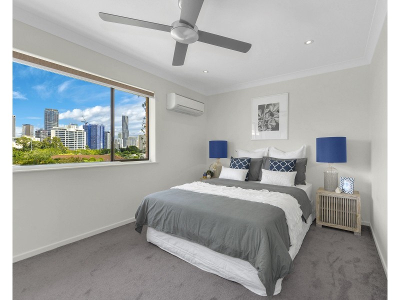 45 Lambert Street, Kangaroo Point QLD 4169