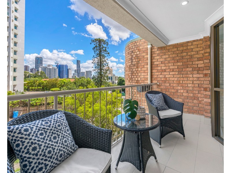 45 Lambert Street, Kangaroo Point QLD 4169