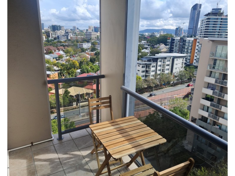9 Castlebar Street, Kangaroo Point QLD 4169