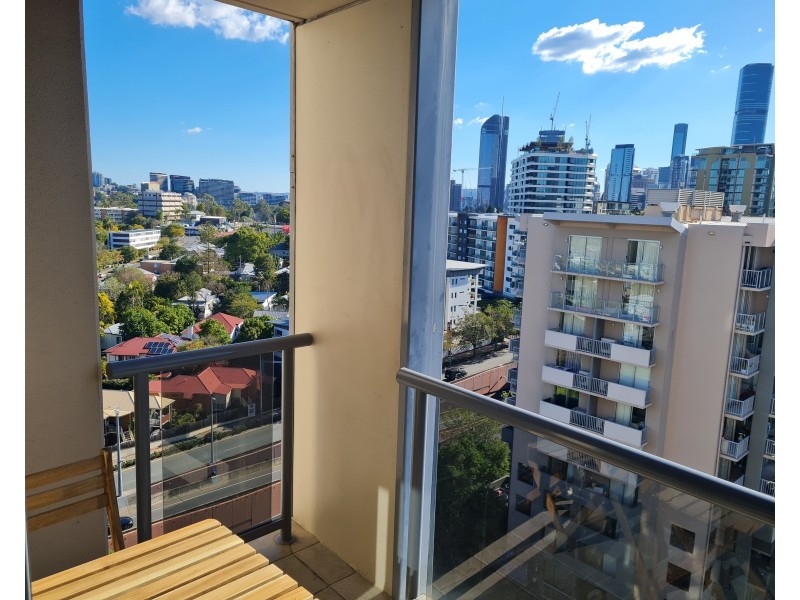 9 Castlebar Street, Kangaroo Point QLD 4169