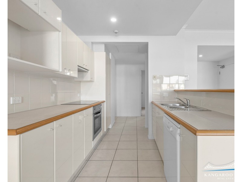 10 Goodwin Street, Kangaroo Point QLD 4169