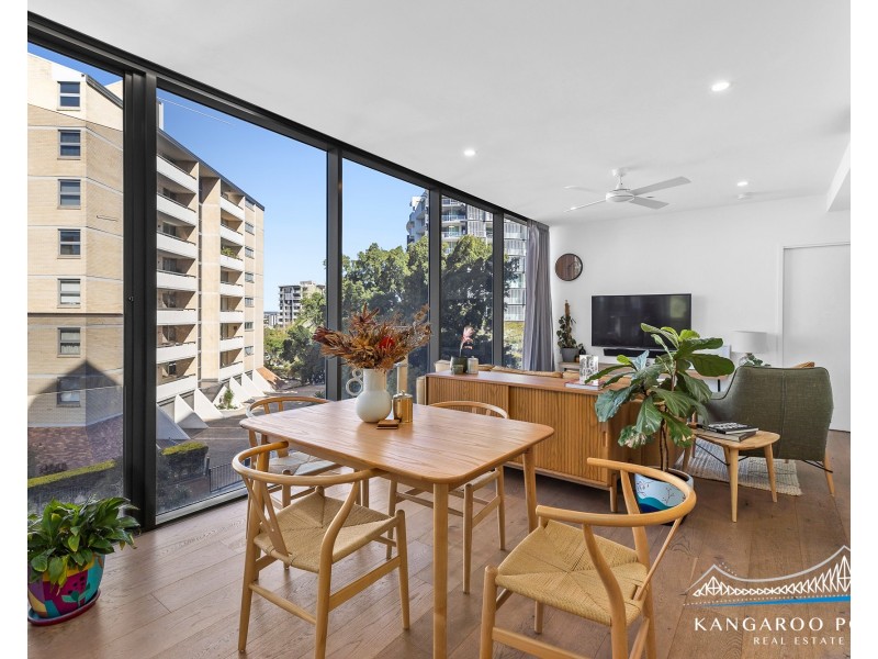 66 Lambert Street, Kangaroo Point QLD 4169