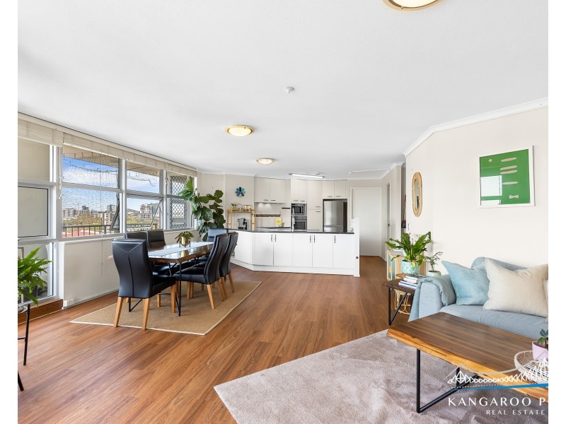 55 Thorn Street, Kangaroo Point QLD 4169