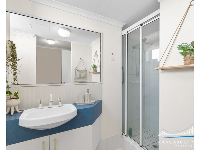 55 Thorn Street, Kangaroo Point QLD 4169