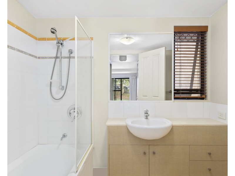 1/64 Lambert Street, Kangaroo Point QLD 4169