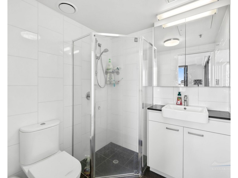 1010/18 Thorn Street, Kangaroo Point QLD 4169