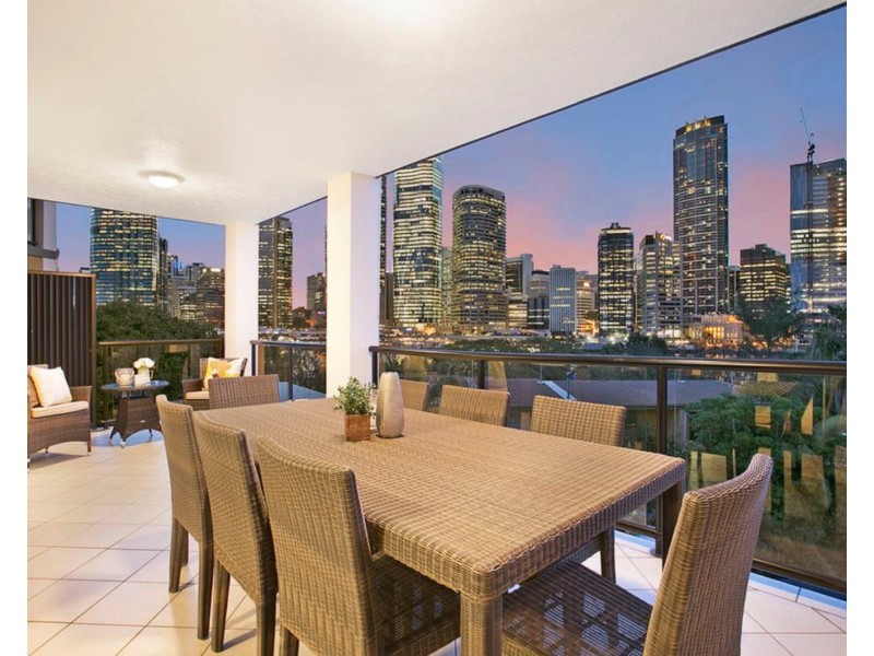 52/54 MacKenzie Street, Kangaroo Point QLD 4169